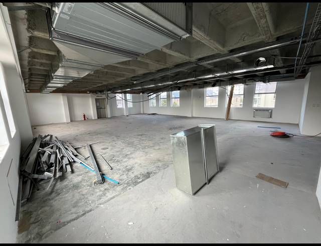 434M² OFFICE TO LET IN RONDEBOSCH